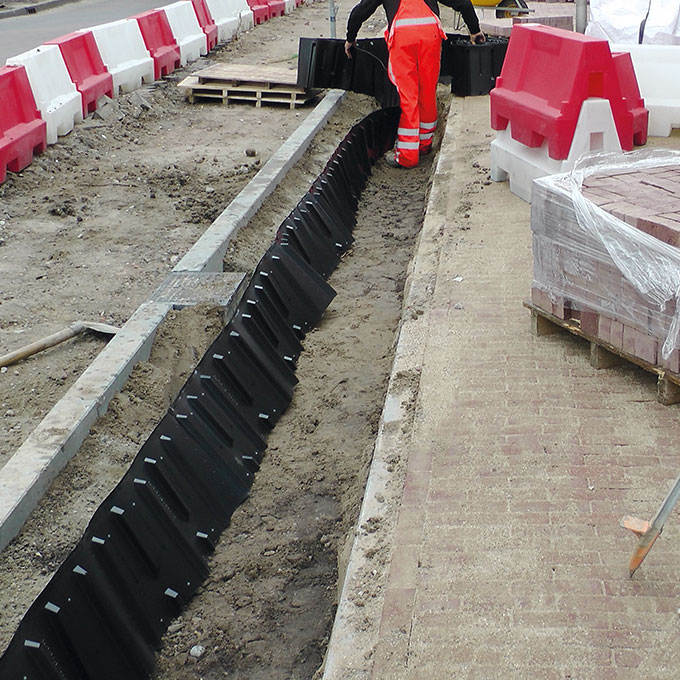 Wurzelführungsbahn ROLLRIB® 59 cm hoch, Rolle à 21 m