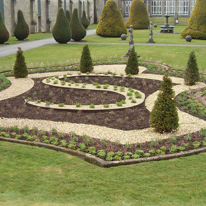 Randbegrenzung feste Zacken Stahl braun 1.6 mm x 10 cm