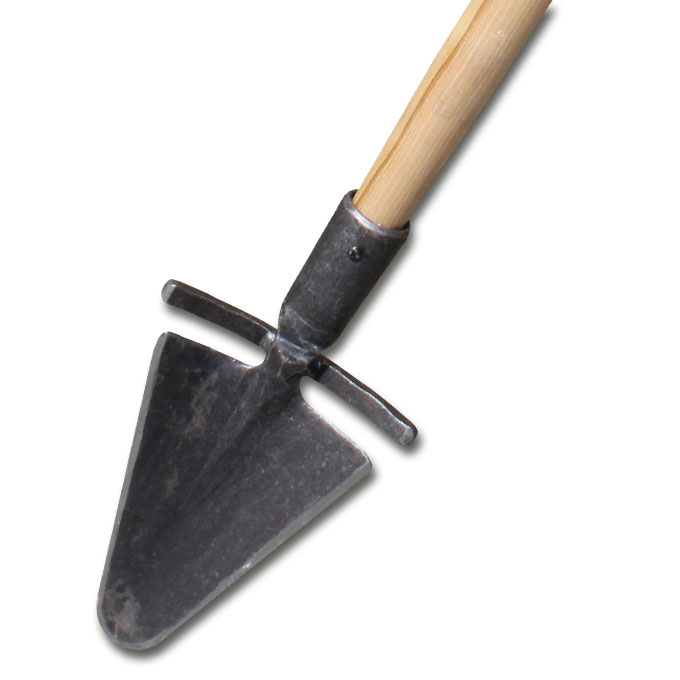 Damenspitzspaten handgeschmiedet, Blattgrösse 18x13.5/3.5 cm