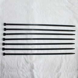 [208.896.1] Kabelbinder 365 x 7.8 mm, schwarz, Pack à 100 Stück